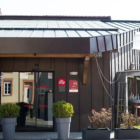 Cour Du Tonnelier Bouxwiller (Bas-Rhin)