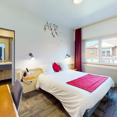 Hotel Cour Du Tonnelier Bouxwiller (Bas-Rhin)