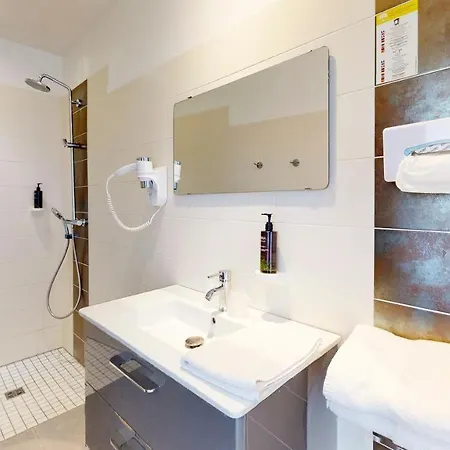 Cour Du Tonnelier Hotel Bouxwiller (Bas-Rhin)