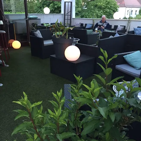 Cour Du Tonnelier فندق 3*